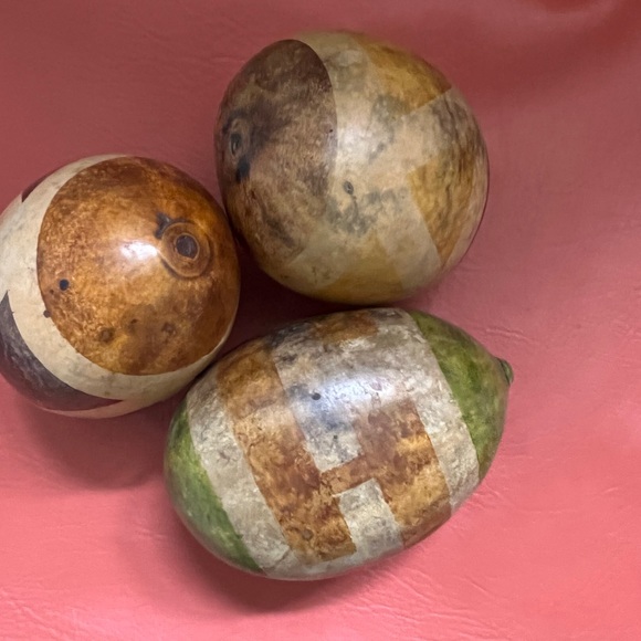 African Antique Hand Painted Natural Gourds Decorative Geometric Pattern Set / 3 - Picture 5 of 16
